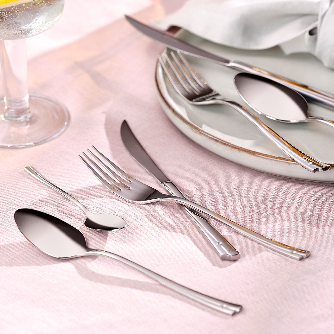 Accura 84 Piece Cutlery Set for 12 People