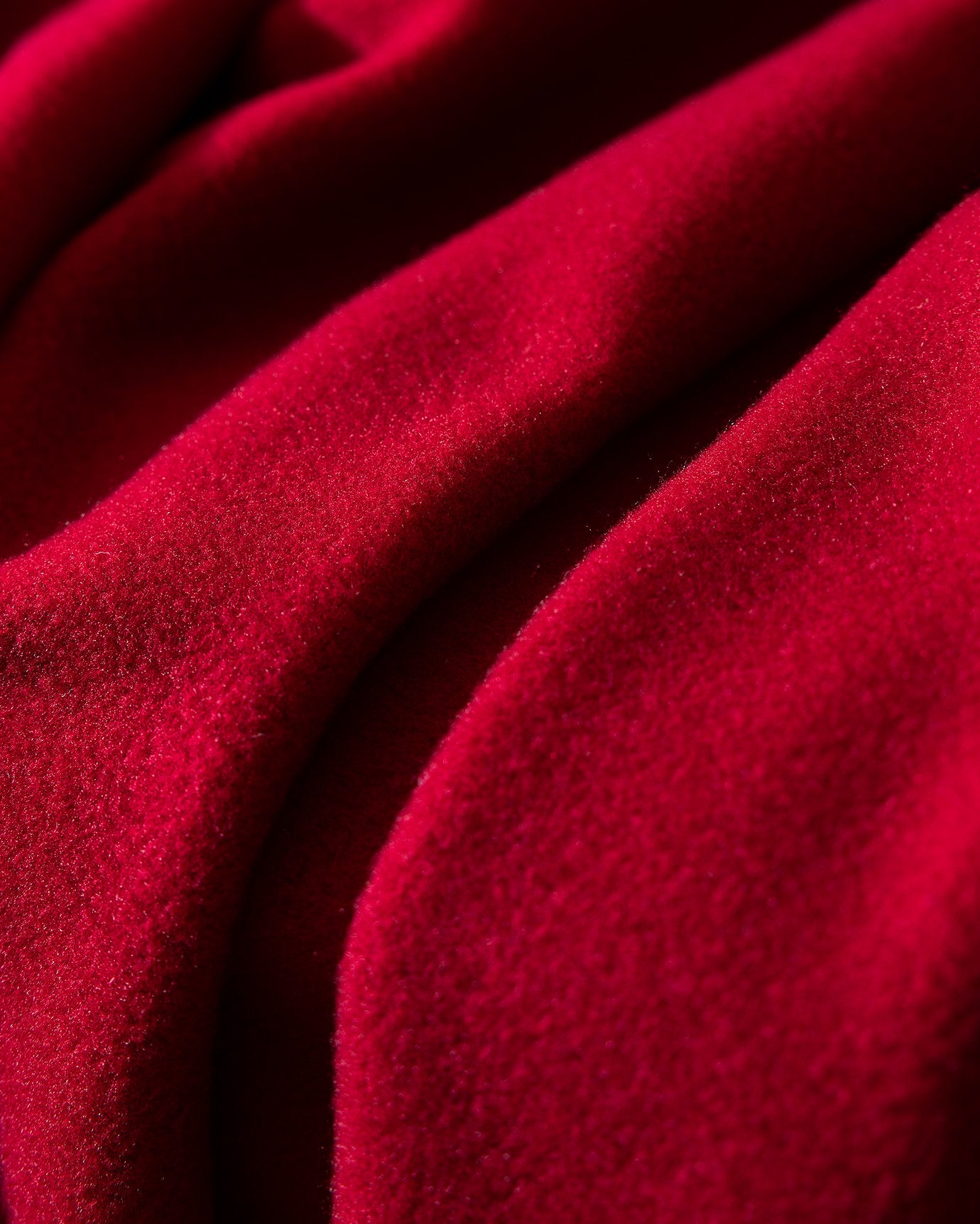 Tanise Sofa Throw - Red