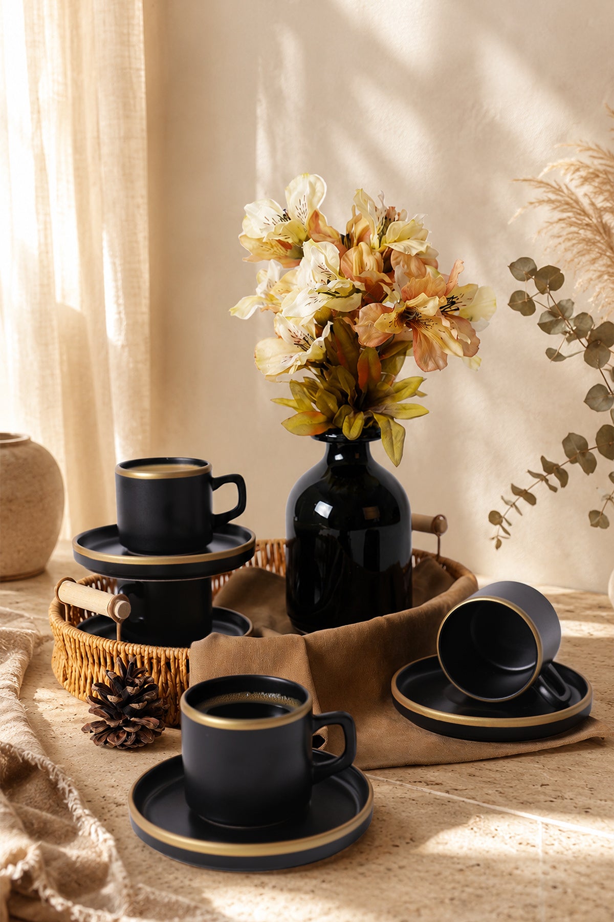 Matte Black Gold Mesh Stackable Tea Set, 8 Pieces, for 4 People