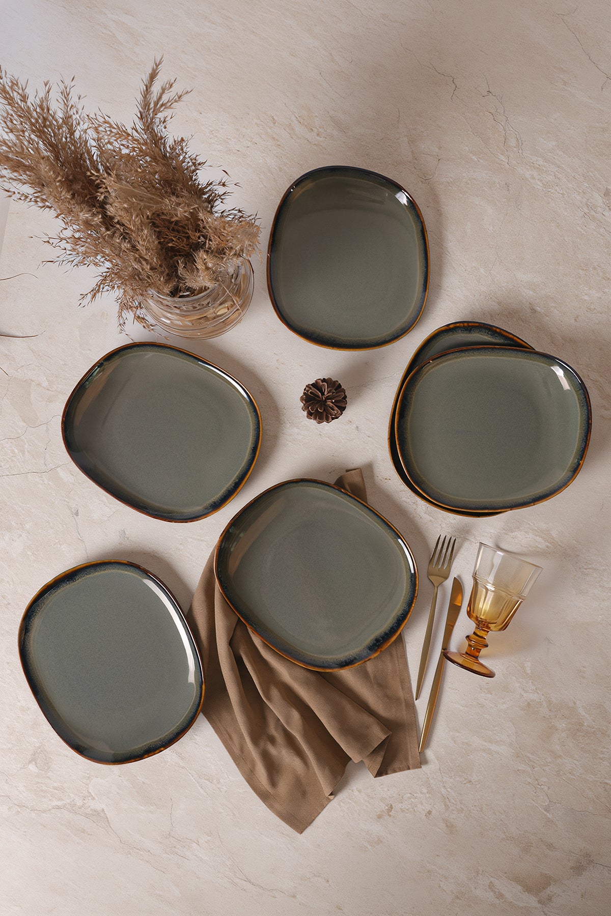 Reactive Green Isabella Cake Plate 25 cm 6 Pieces