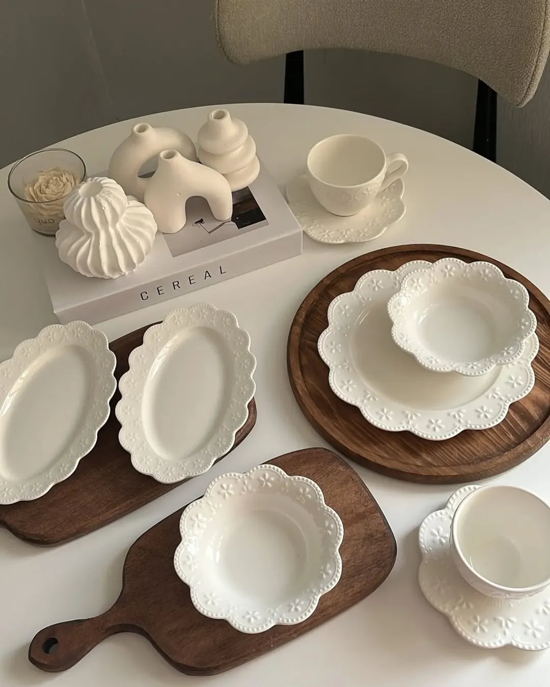 Akay 32 Piece 6 Person Breakfast Porcelain Set