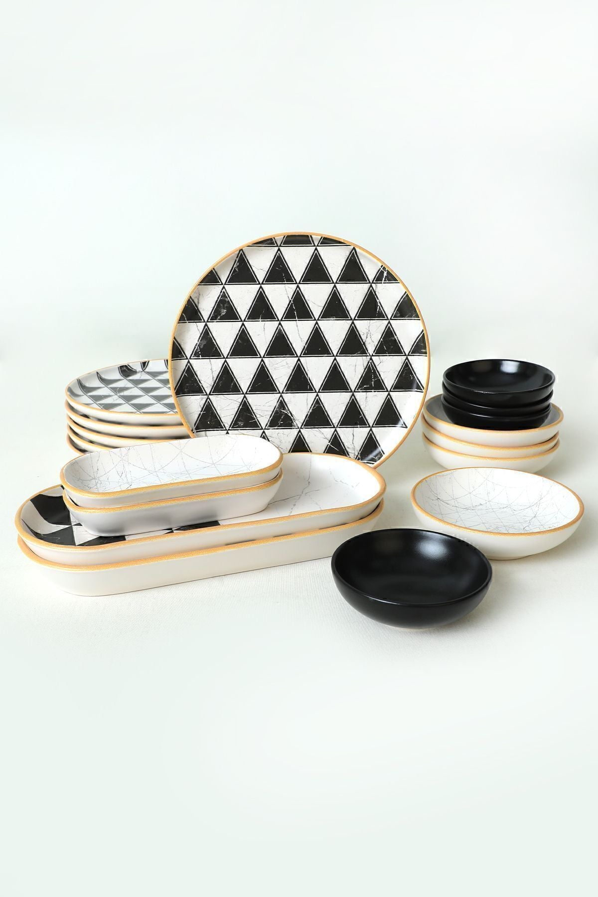 Trigon Breakfast Set, 18 Pieces, for 6 People