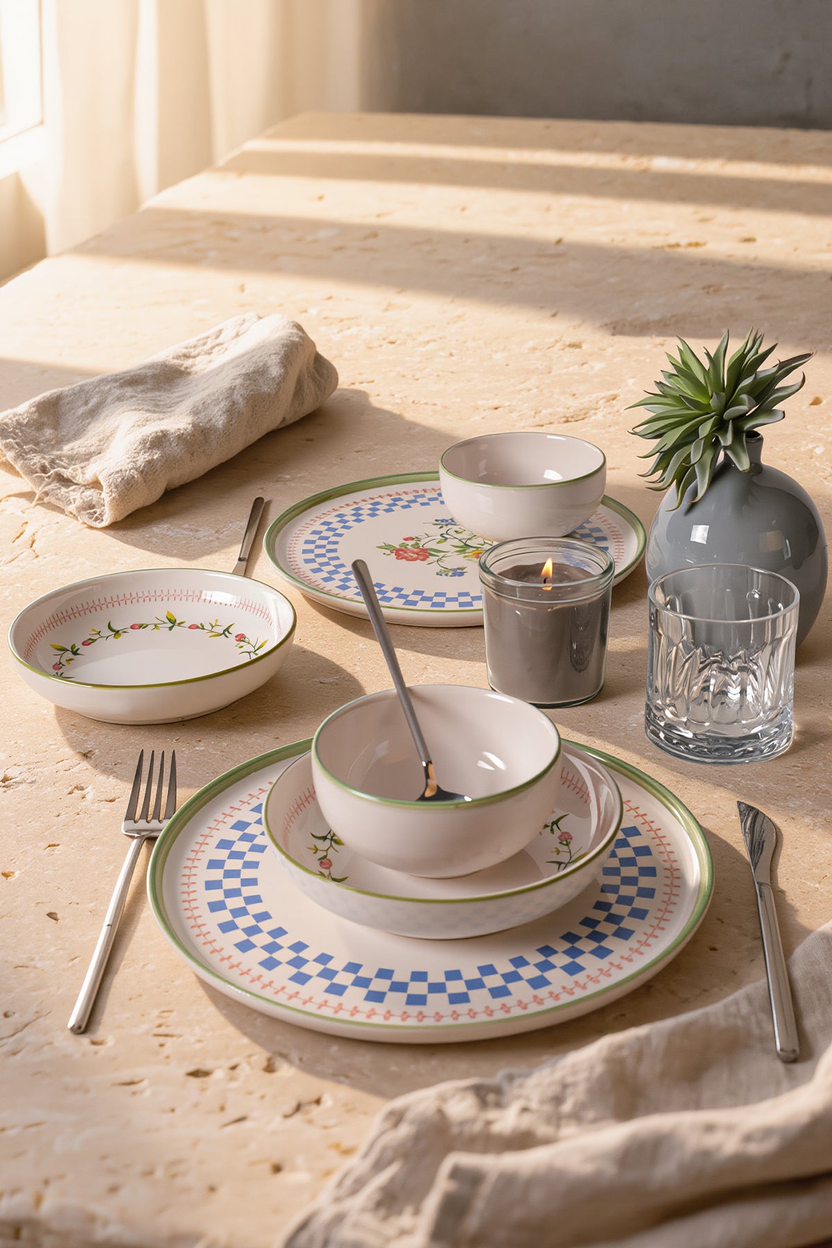 Rose Line 6-Piece Dinner Set for 2 People