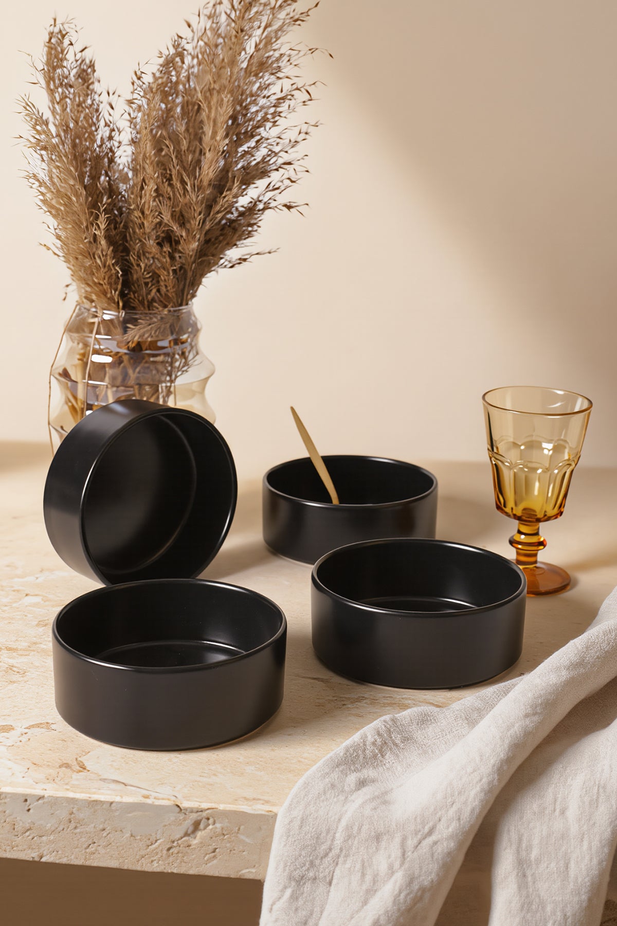 Matte Black Stackable Bowl 14 cm 4 Pieces