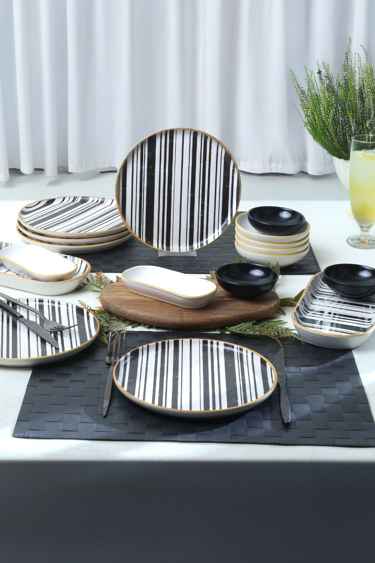 Cleo Breakfast Set, 18 Pieces, for 6 People