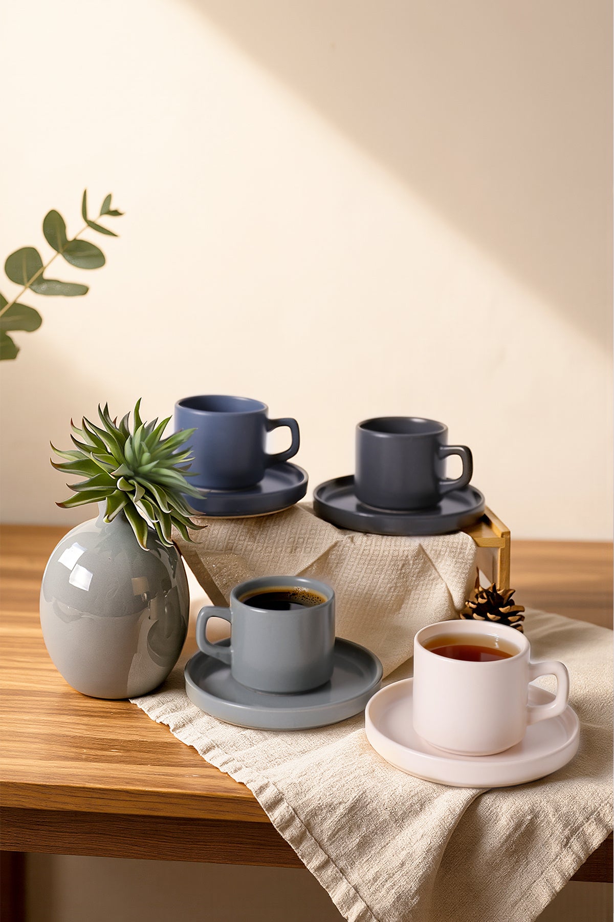 River Stackable Tea Set, 8 Pieces, for 4 People