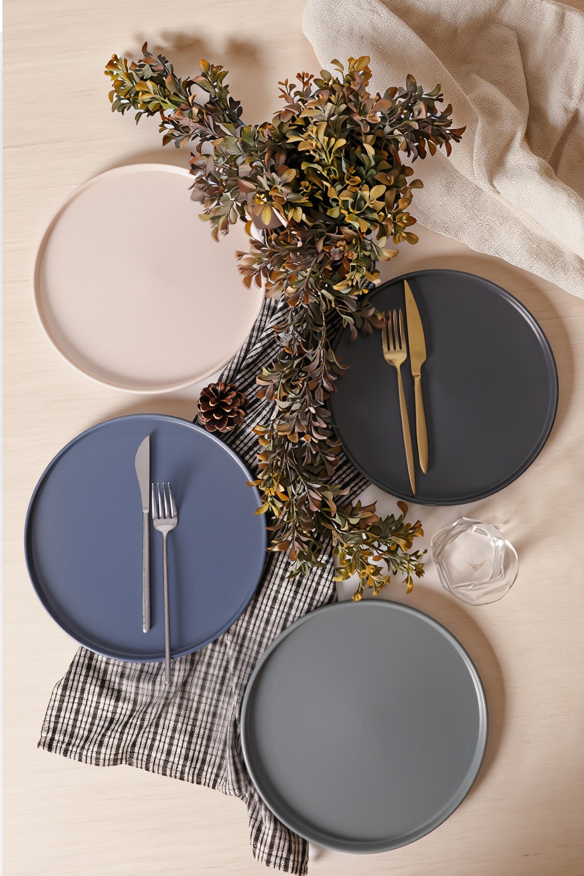 River Stackable Serving Plate 27 cm, 4 Pieces