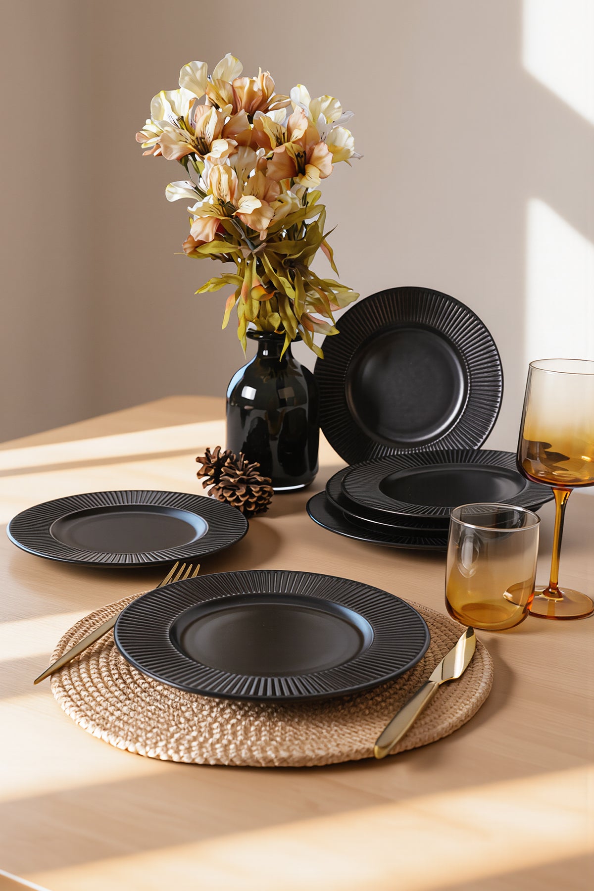 Matte Black Myra Pasta Plate 22 cm 6 Pieces