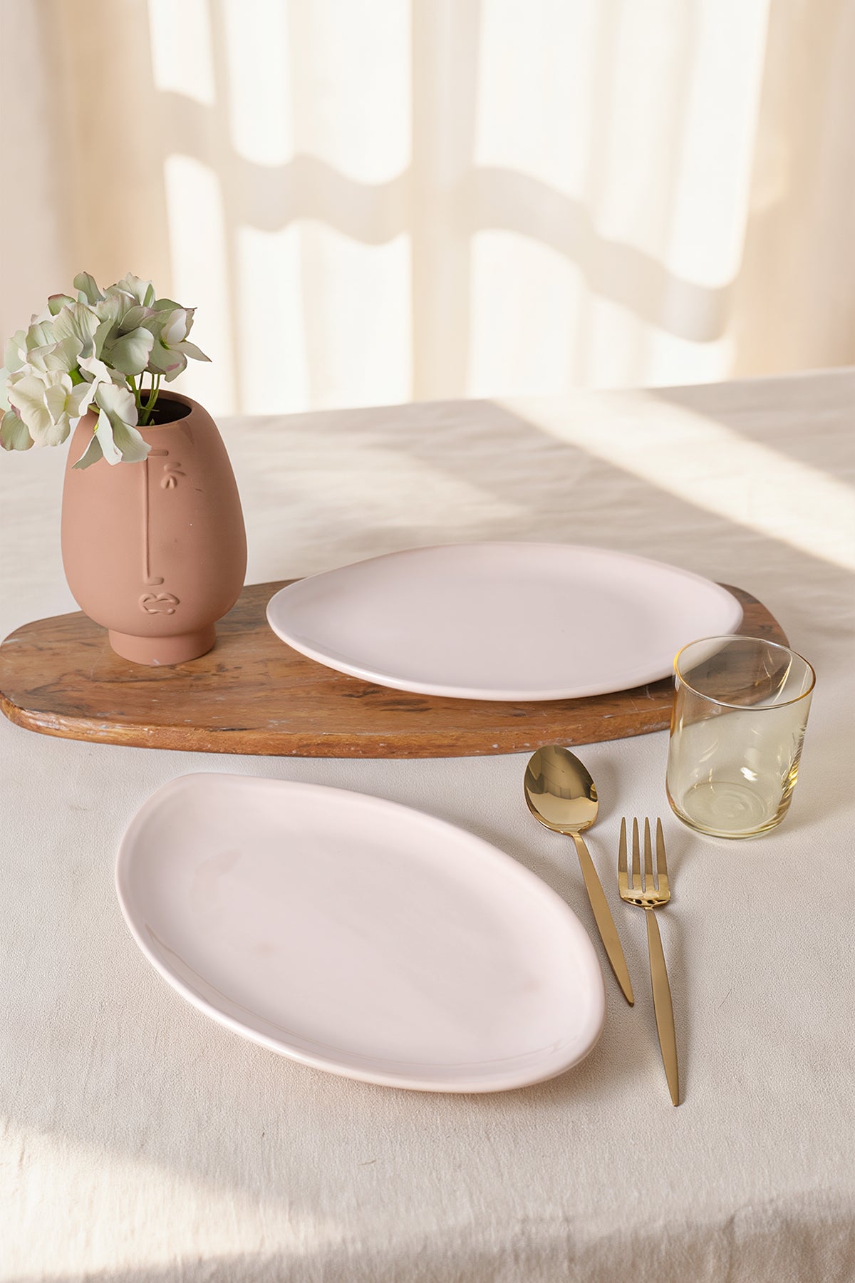 Matte Cream Bloom Boat-Shaped Plate 31 cm, 2 Pieces