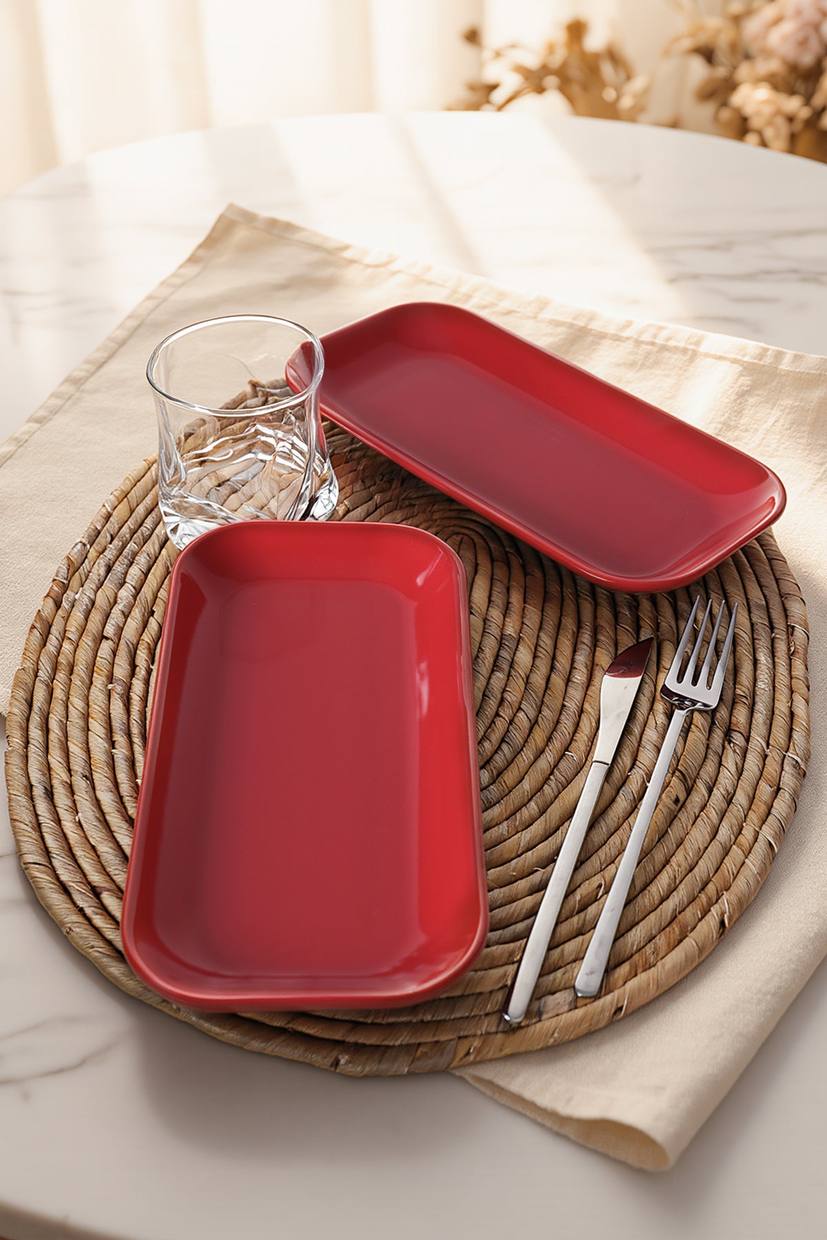 Red Pergamon Boat-Shaped Plate 26 cm, 2 Pieces
