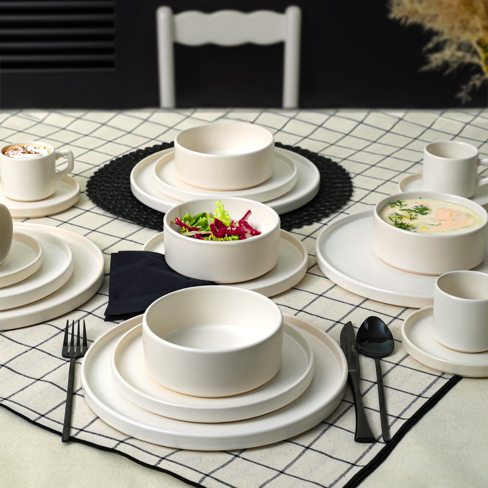 Matte White Stackable Dinner/Breakfast Set 20 Pieces for 4 People