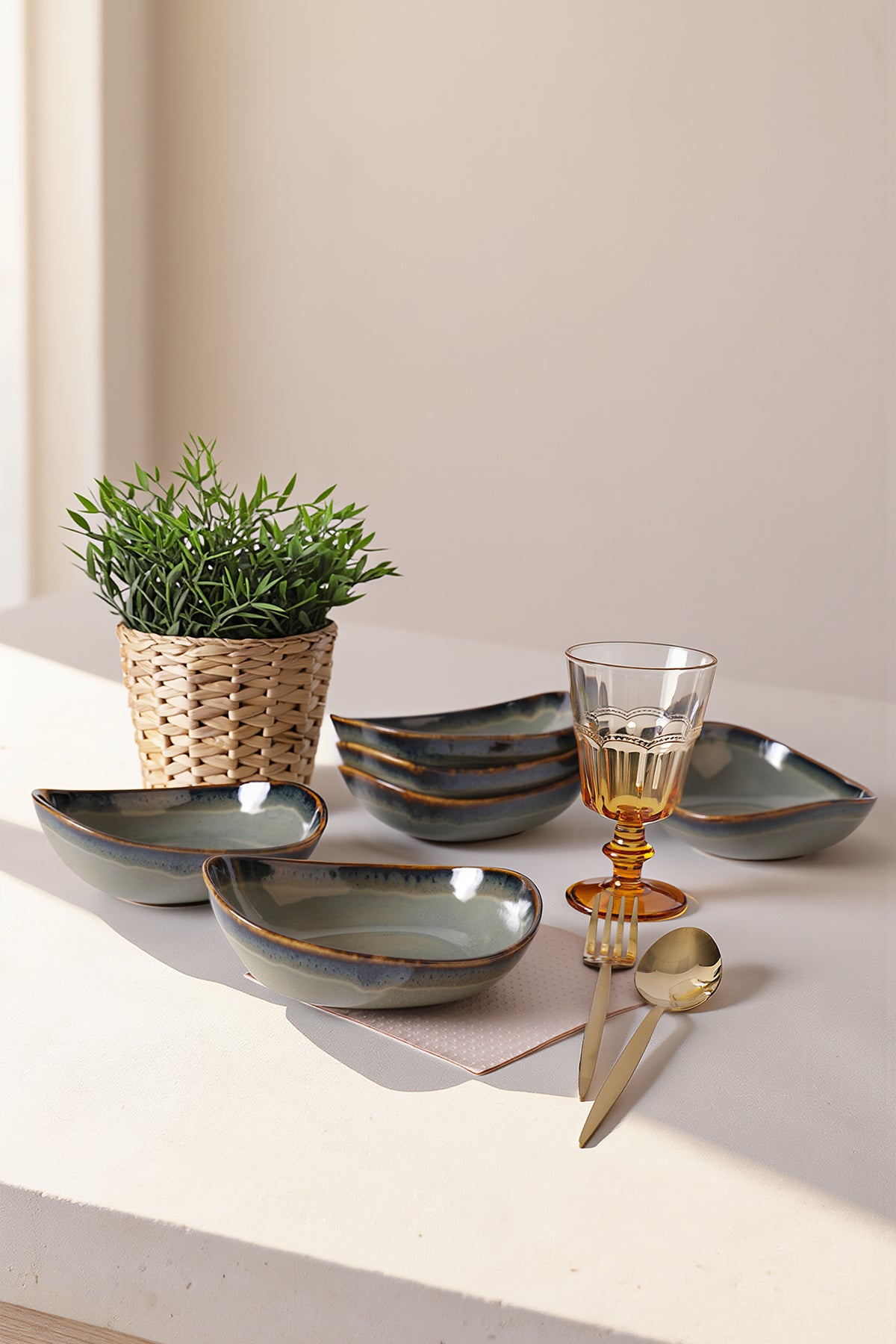 Reactive Green Isabella Bowl 17 cm 6 Pieces