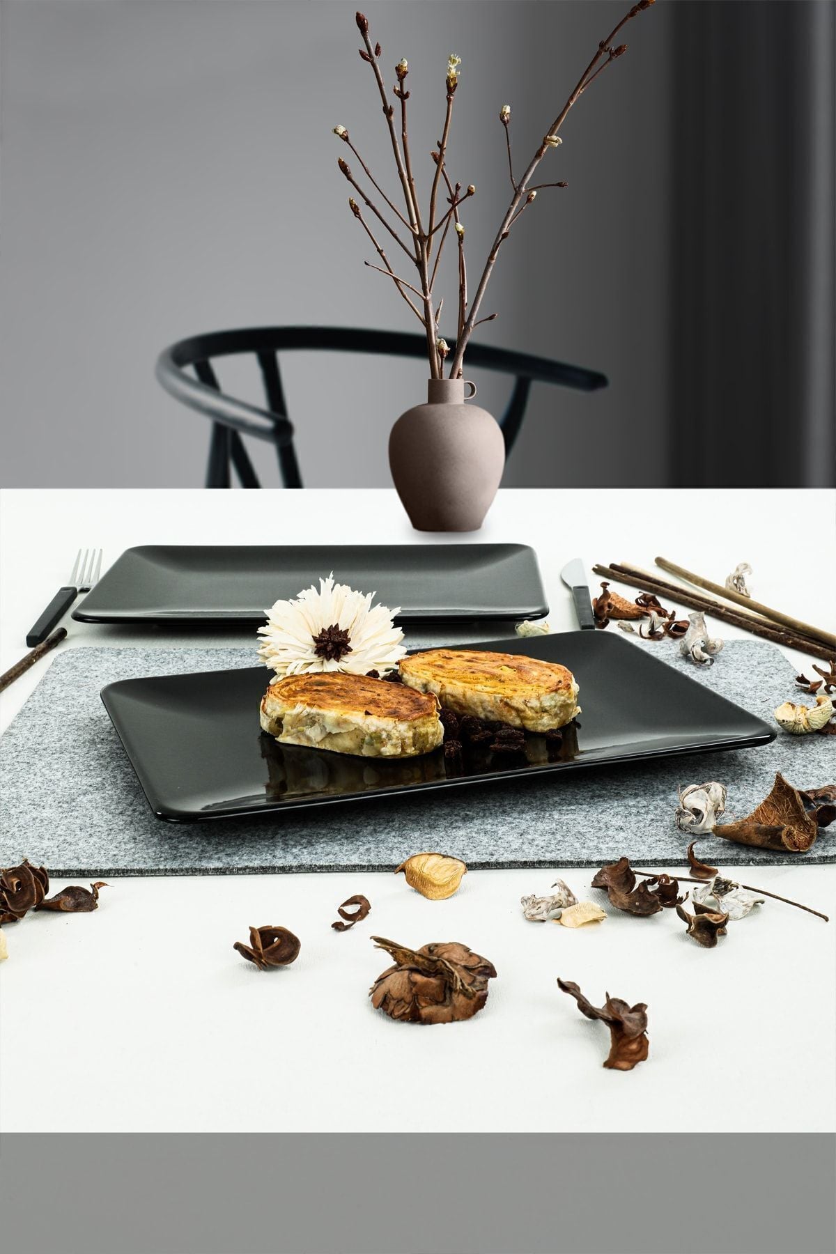 Black Siera Boat-Shaped Plate, 31 cm, 2 Pieces