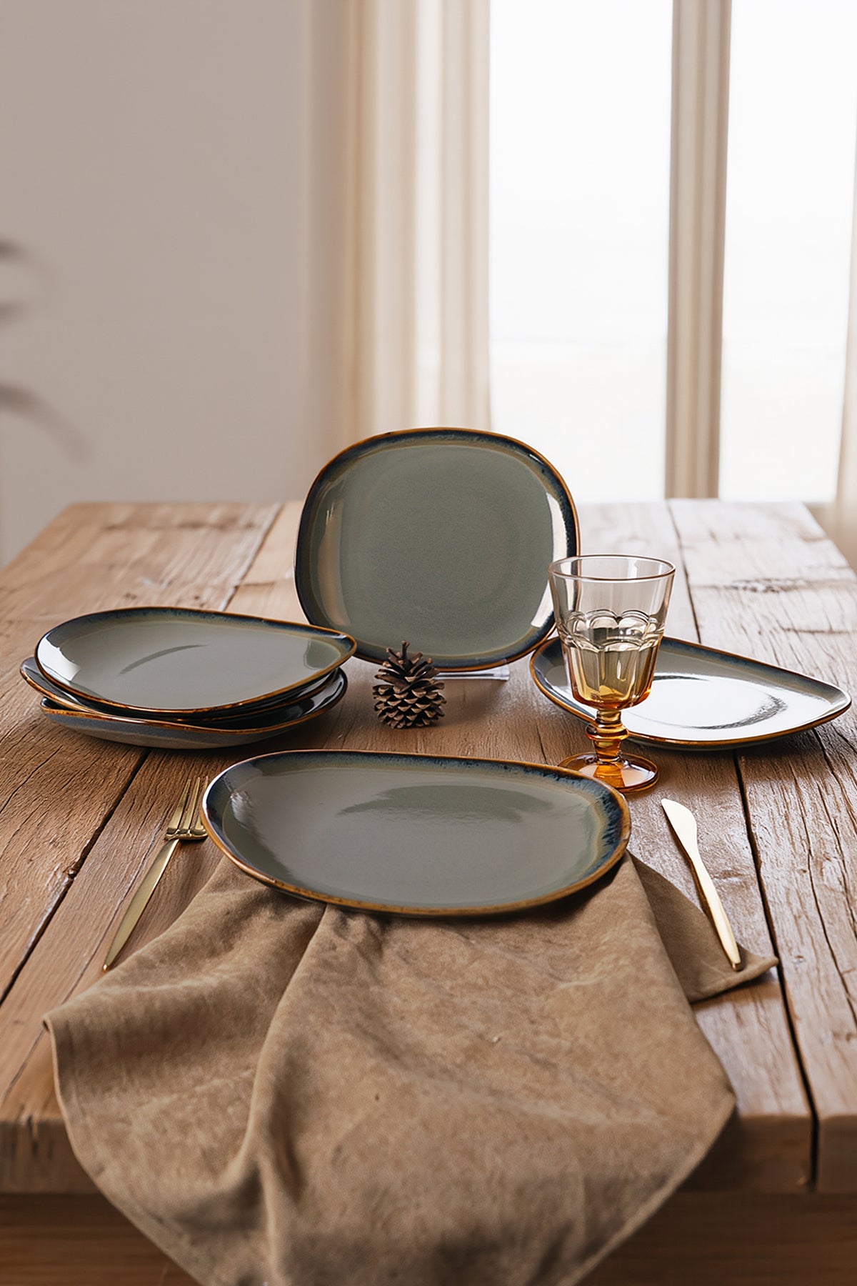 Reactive Green Isabella Cake Plate 25 cm 6 Pieces