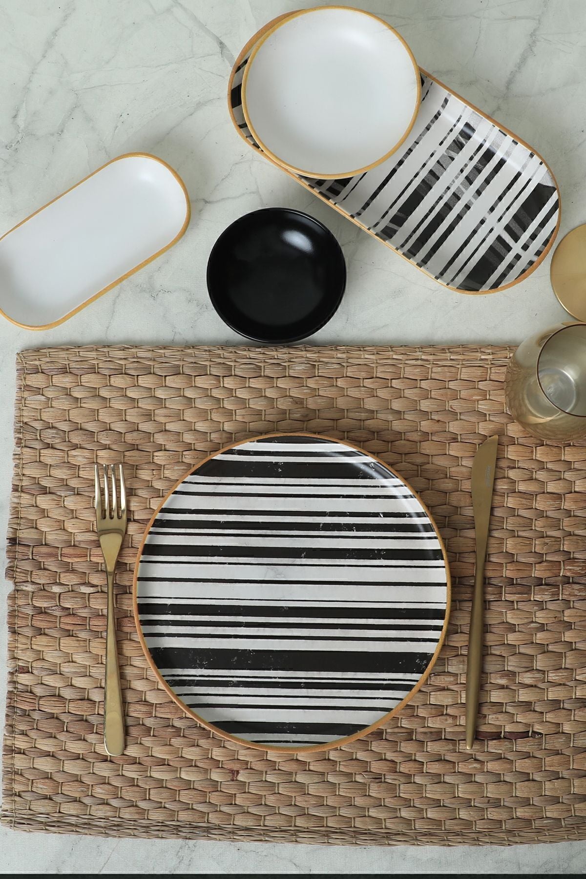 Cleo Breakfast Set, 18 Pieces, for 6 People