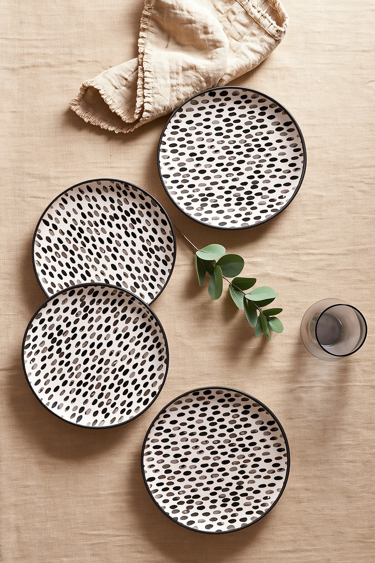 Shadow Nordic Plate 22 cm 4 Pieces