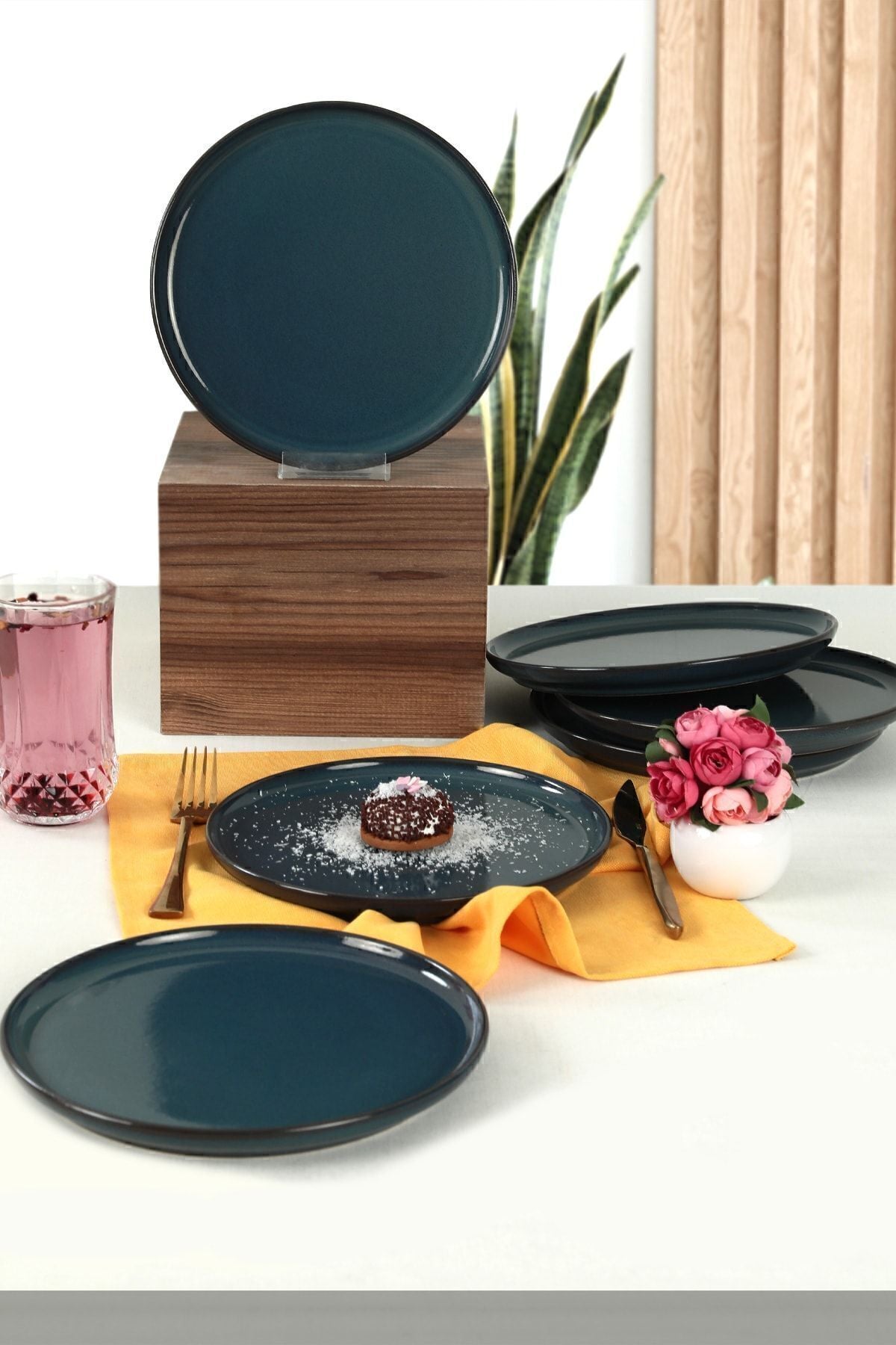 Nordic Lapis Cake Plate 22 cm 6 Pieces