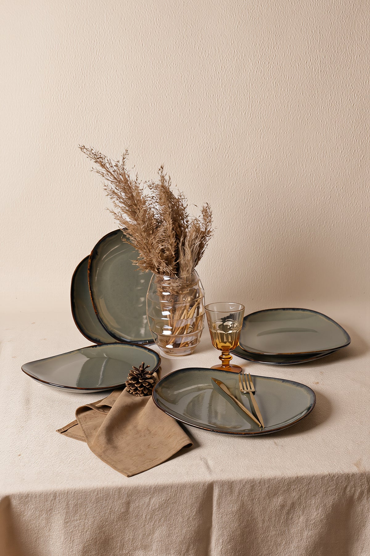 Isabella Reactive Green Serving Plate 30 cm, 6 Pieces