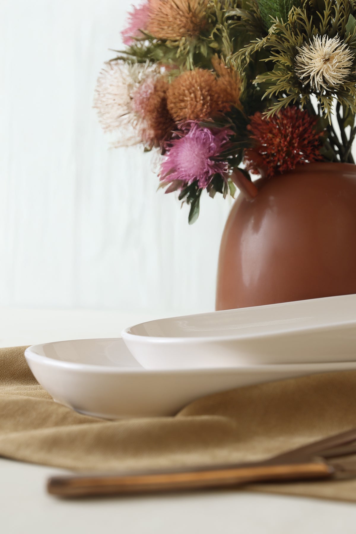 White Noyan Boat-Shaped Plate 28 cm 2 Pieces