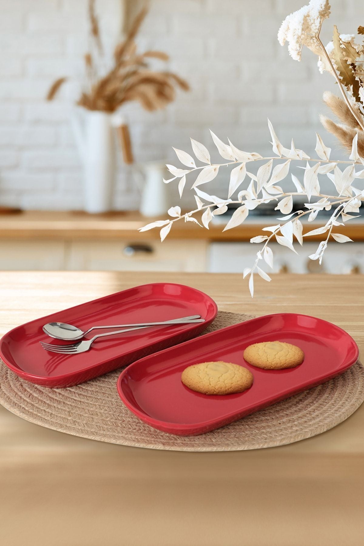 Red Noyan Boat-Shaped Plate, 2 Pieces, 28 cm