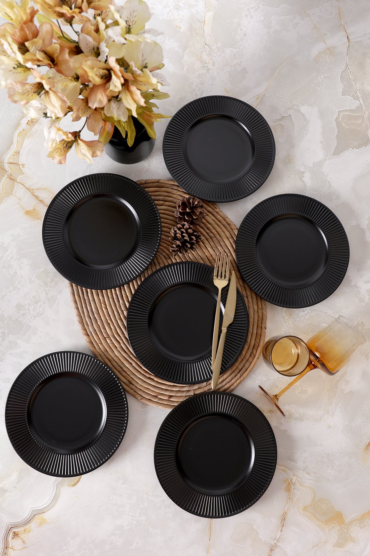 Matte Black Myra Pasta Plate 22 cm 6 Pieces