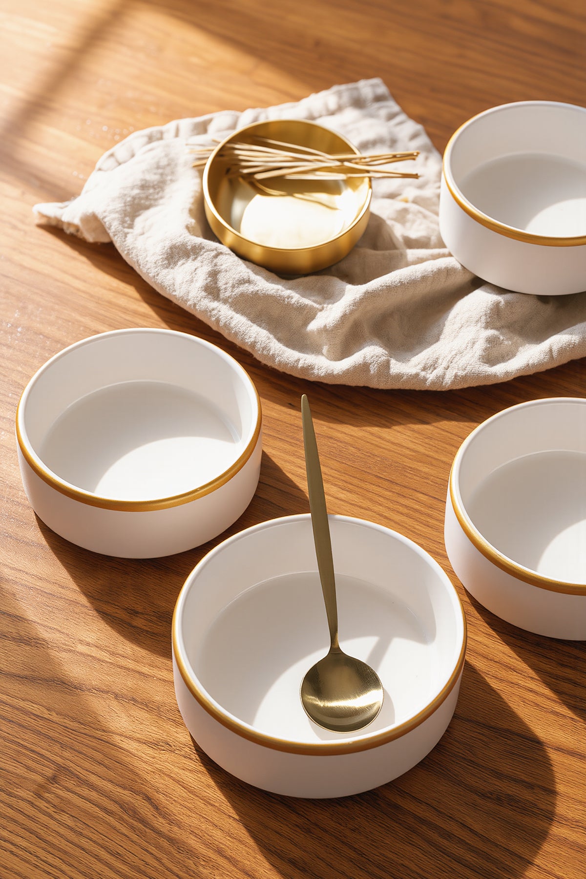 Matte White Gold Mesh Stackable Bowl 14 cm 4 Pieces