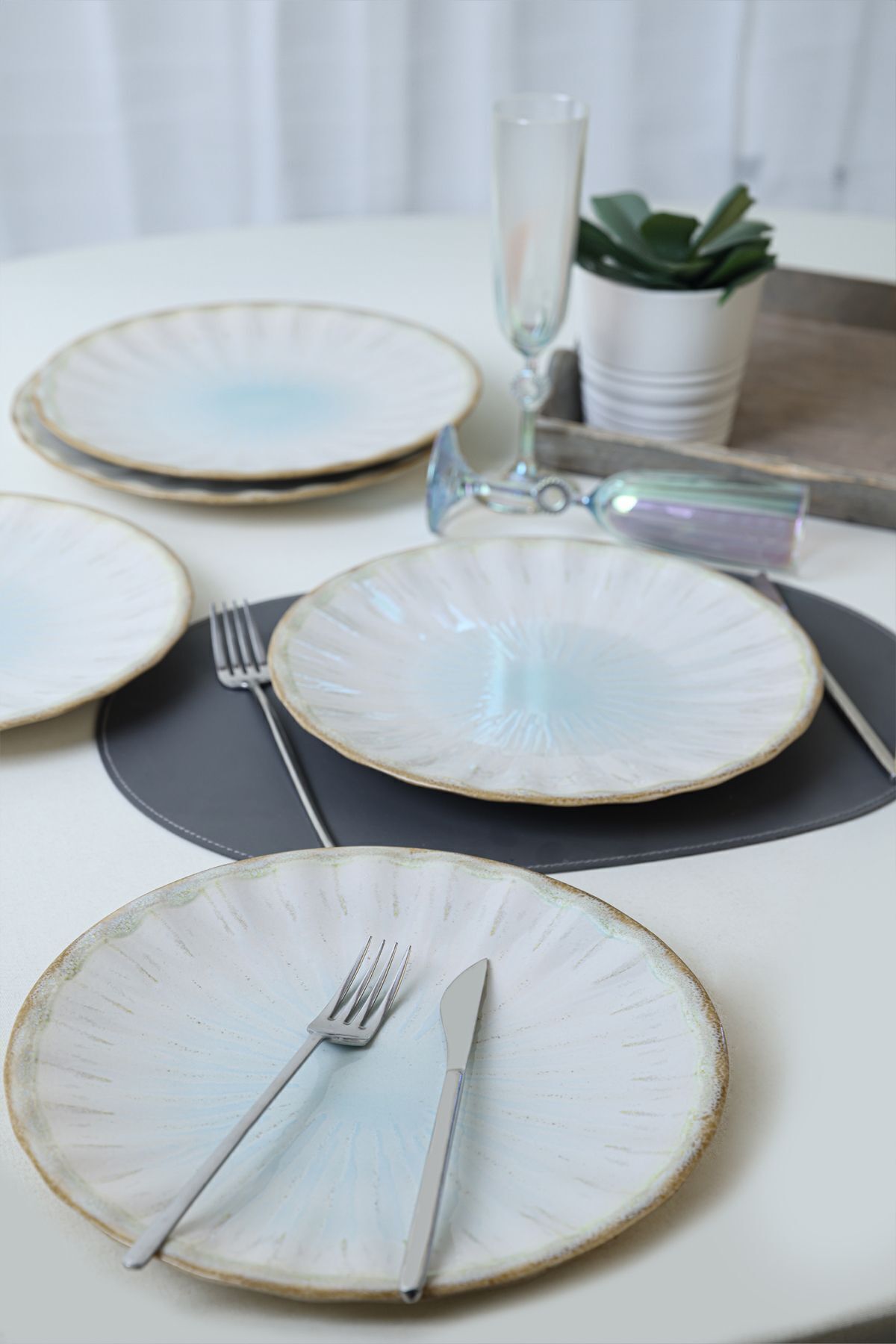 Misty Sirius Serving Plate 27 cm, 6 Pieces
