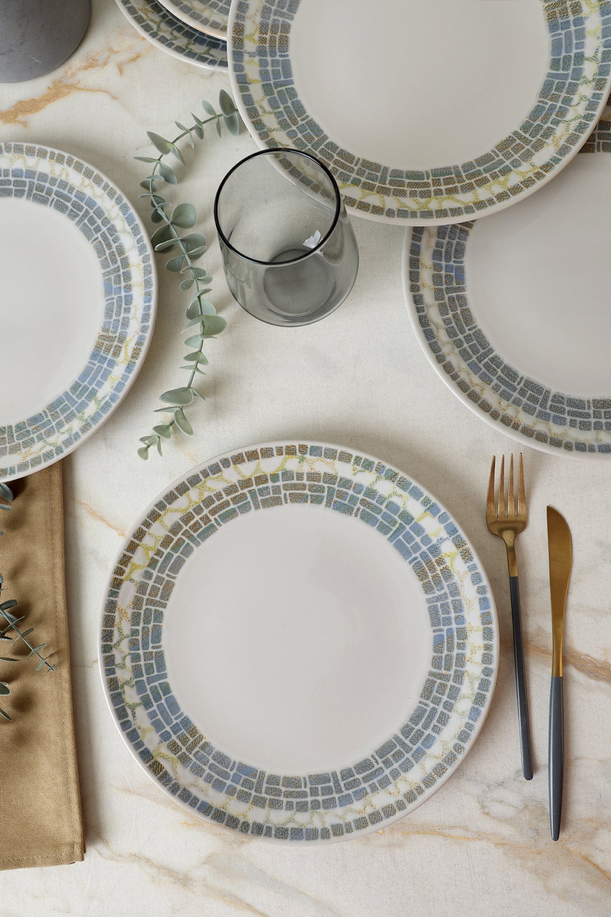 Professional Mosaica Pergamon Serving Plate 27 cm, 6 Pieces