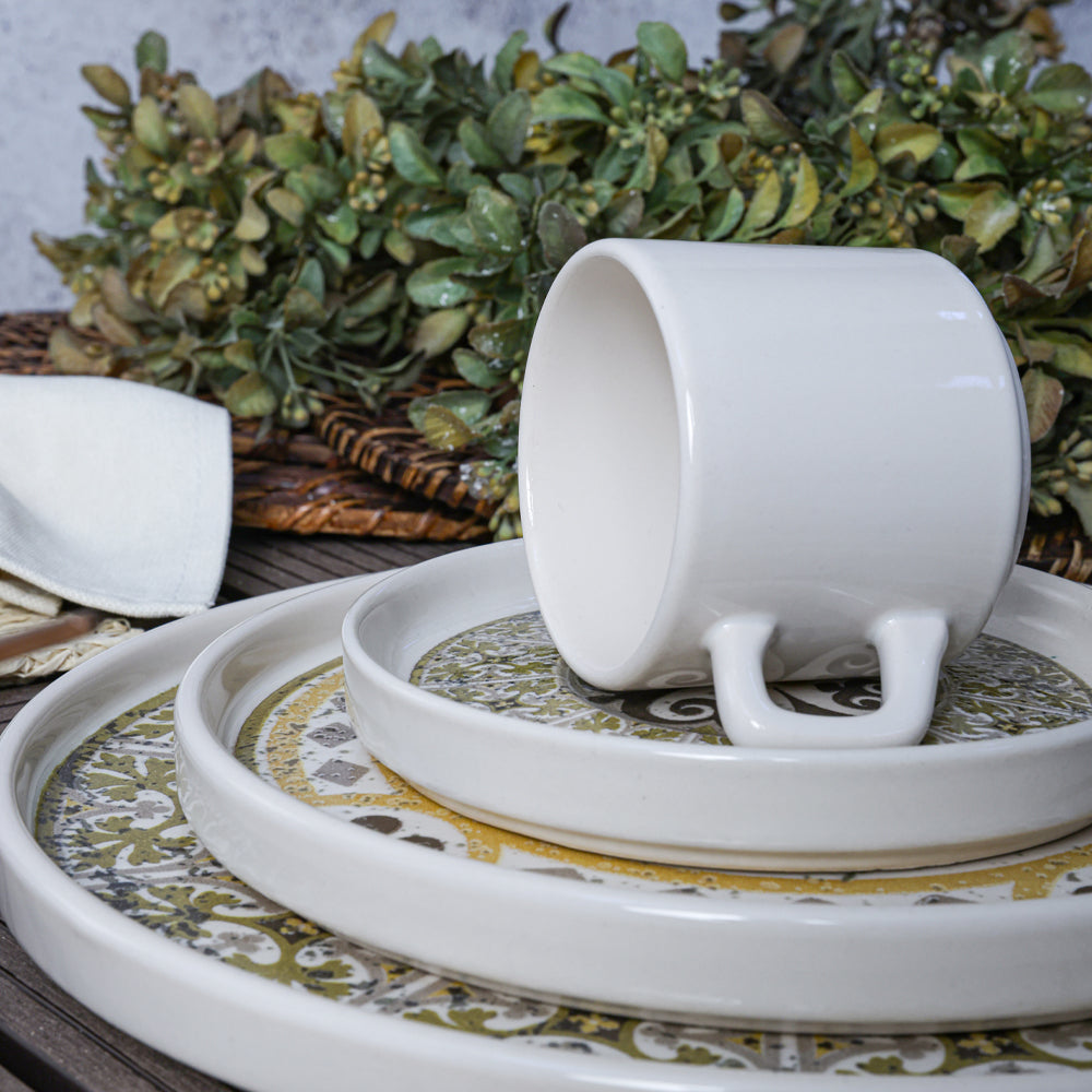 Timeless Brown Stackable Dinner/Breakfast Set 20 Pieces for 4 People