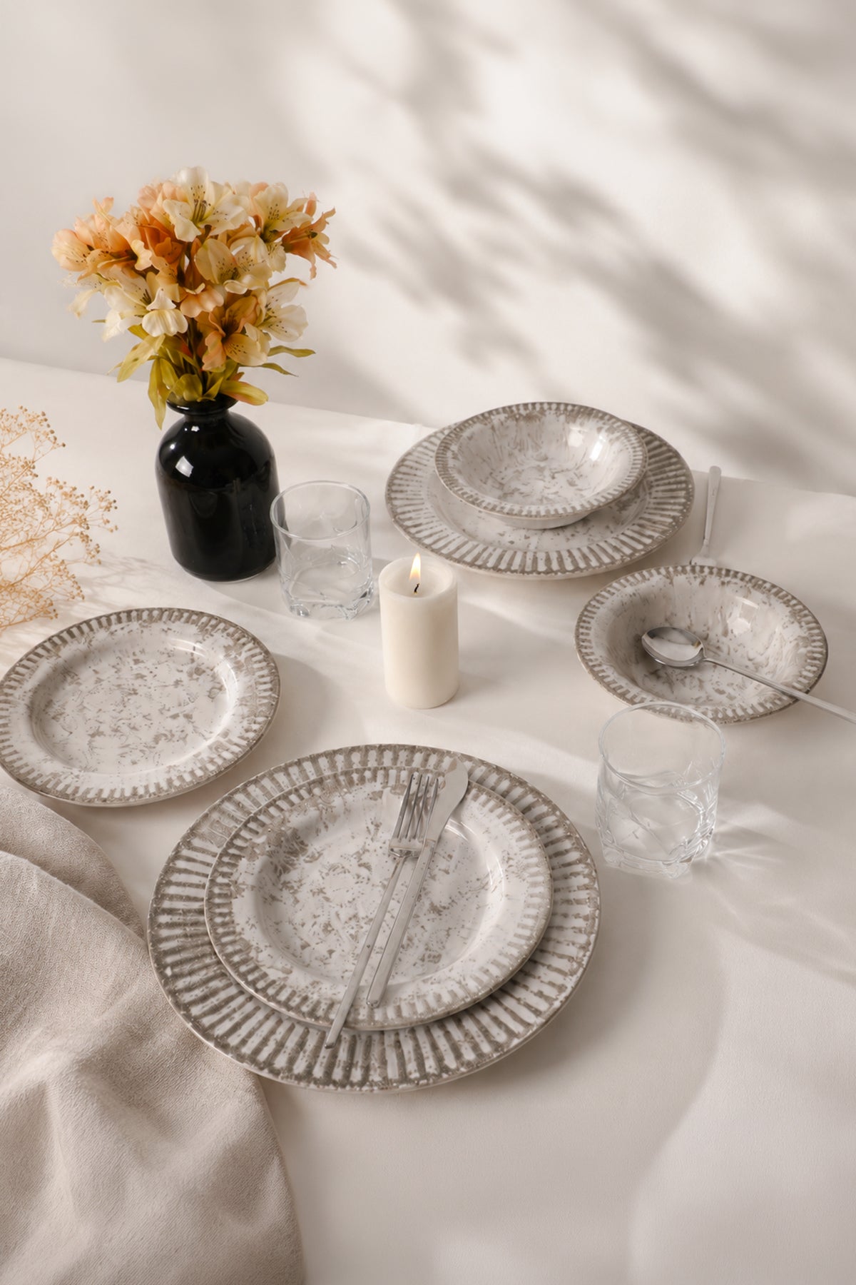 Deep Moon Brown 6-Piece Dinner Set for 2 People