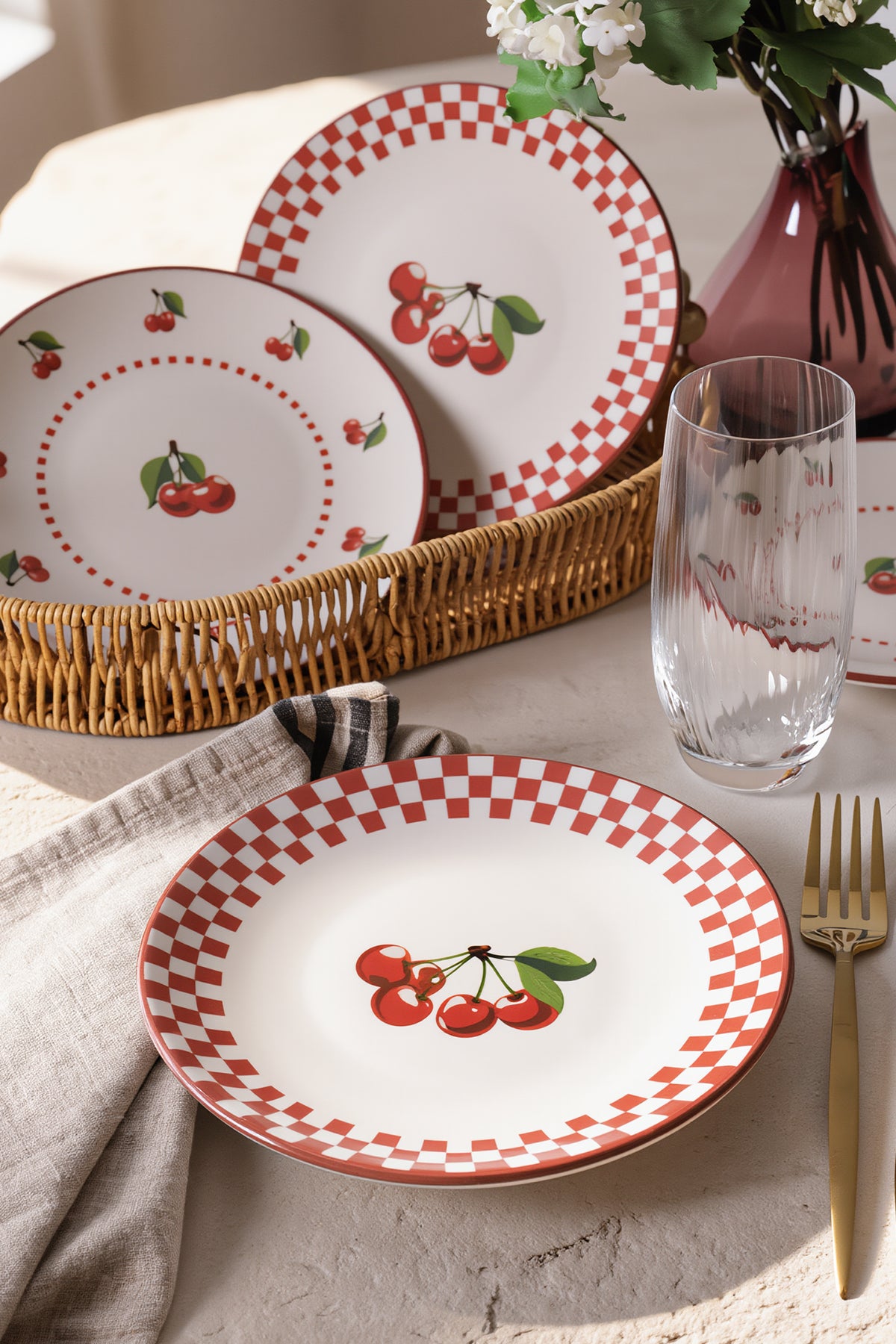 Plaid Cherry Plate 20 cm 4 Pieces