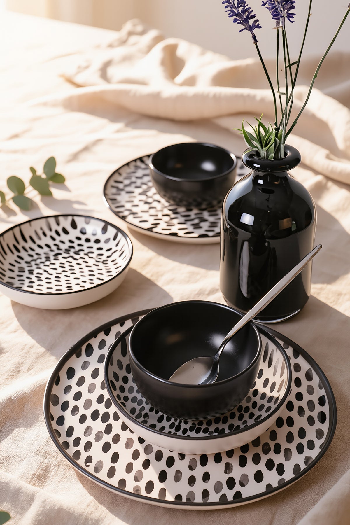 Shadow Nordic 6-Piece Dinner Set for 2 People