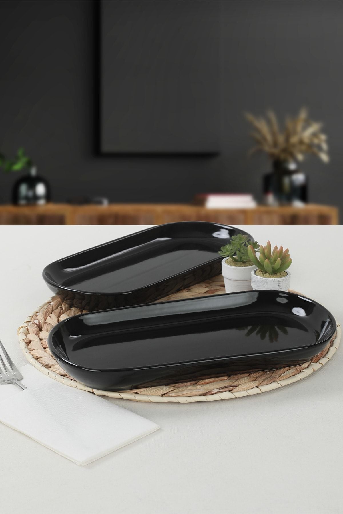 Black Noyan Boat-Shaped Plate, 2 Pieces, 28 cm