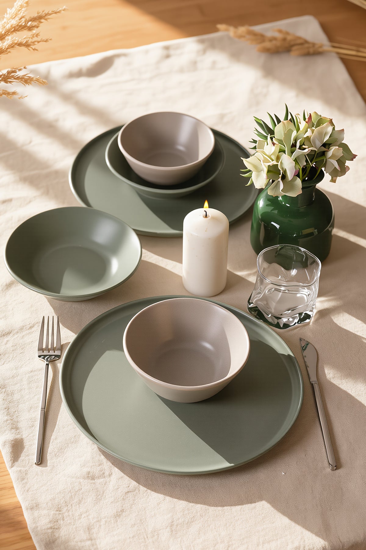 River 6-Piece Dinner Set for 2 People