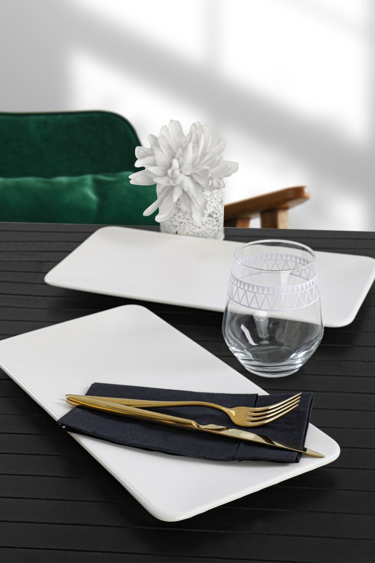 Matte White Siera Boat-Shaped Plate 33 cm (2 Pieces)