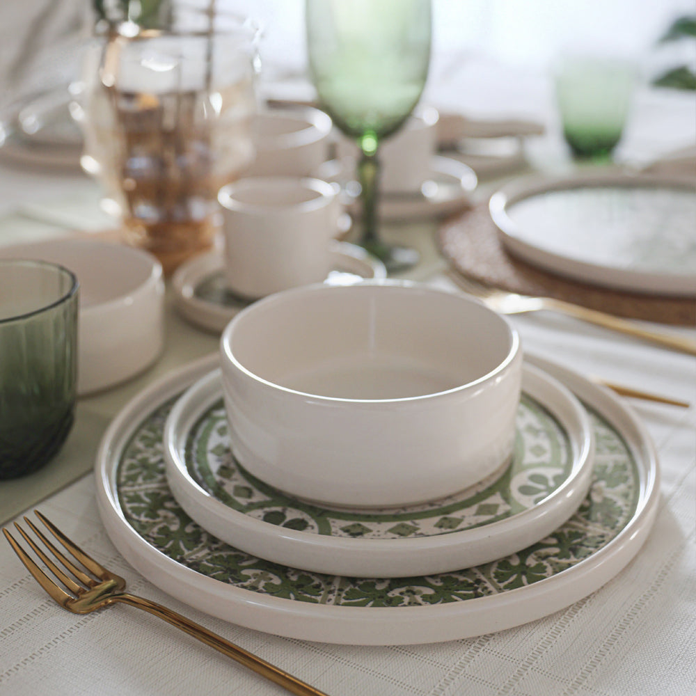 Timeless Green Stackable Dinner/Breakfast Set 20 Pieces for 4 People