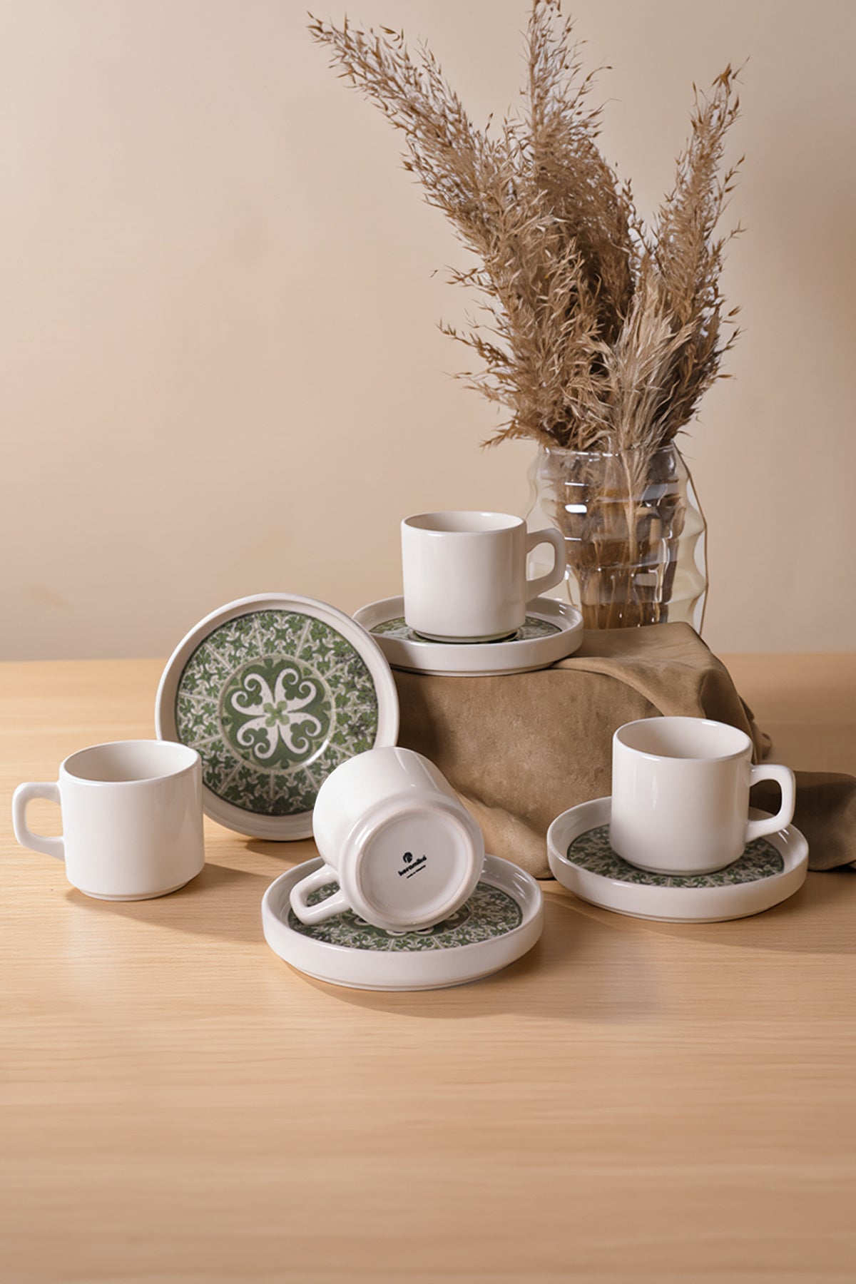 Timeless Green Stackable Tea Set, 8 Pieces, for 4 People