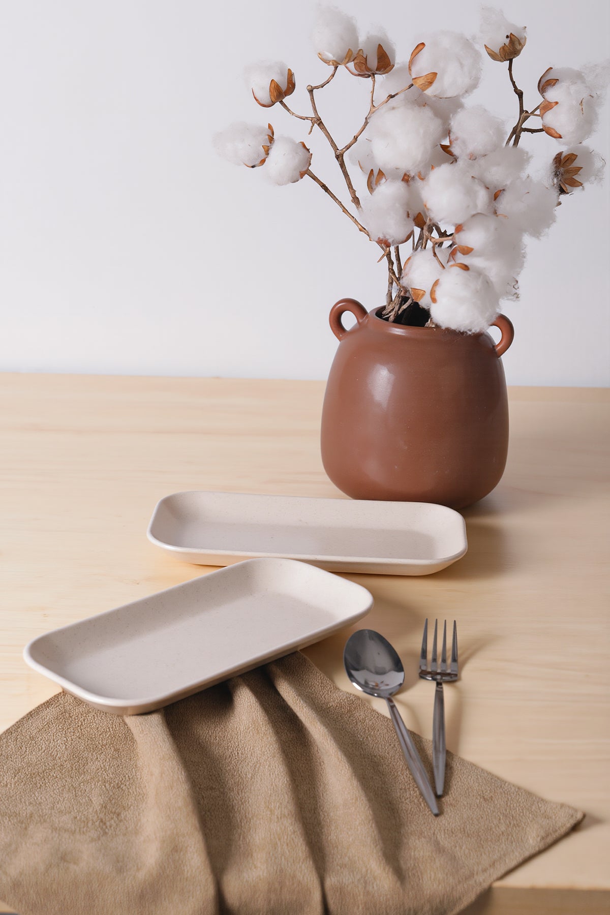 Matte Cream Pergamon Boat-Shaped Plate 26 cm 2 Pieces