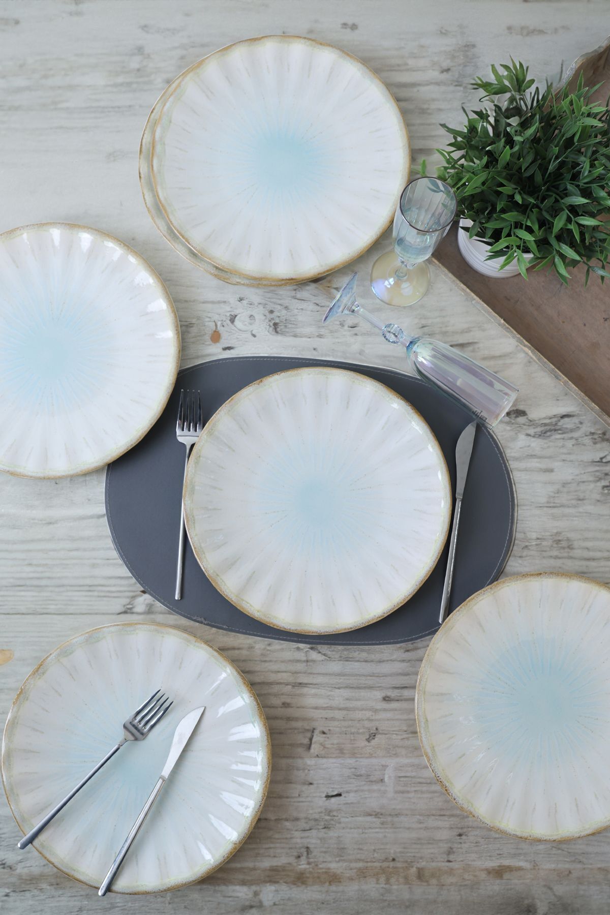 Misty Sirius Serving Plate 27 cm, 6 Pieces