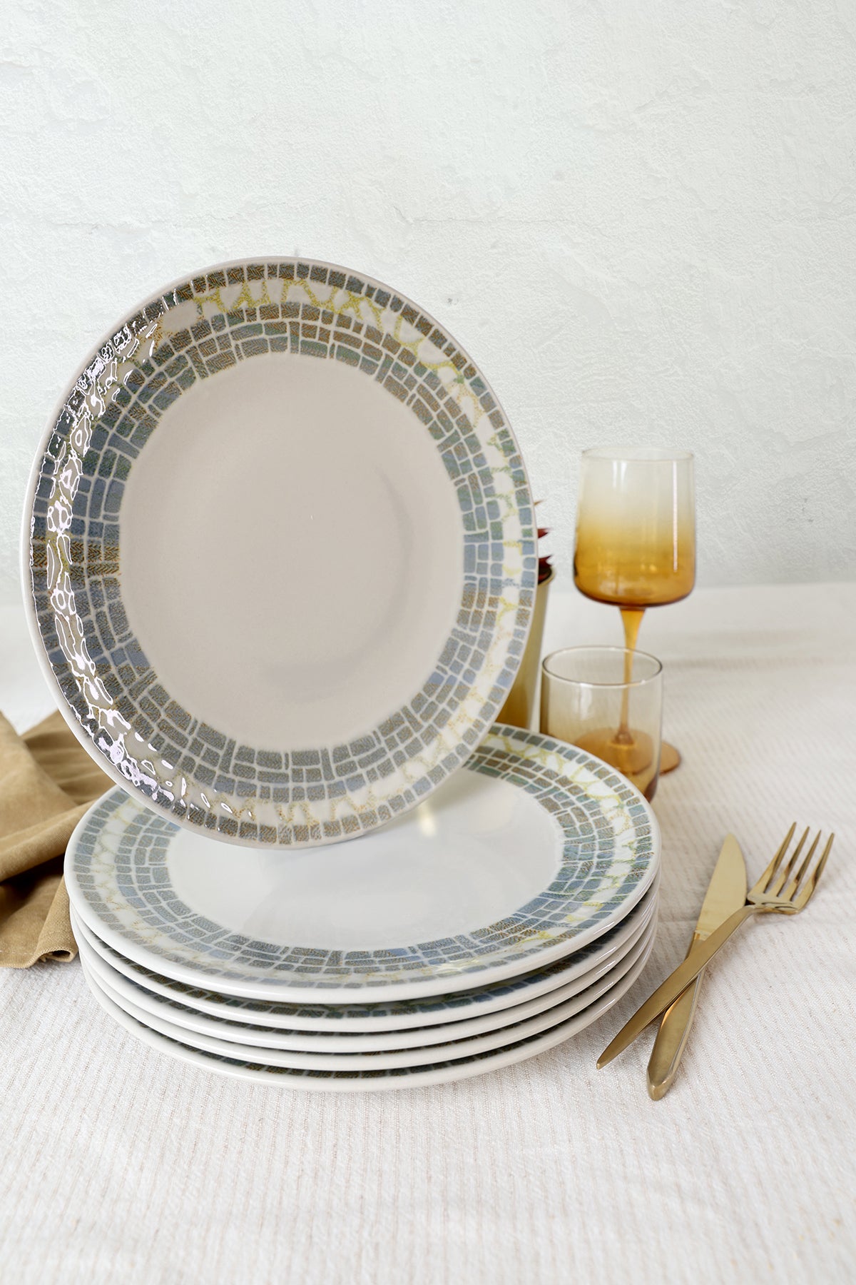 Professional Mosaica Pergamon Serving Plate 27 cm, 6 Pieces