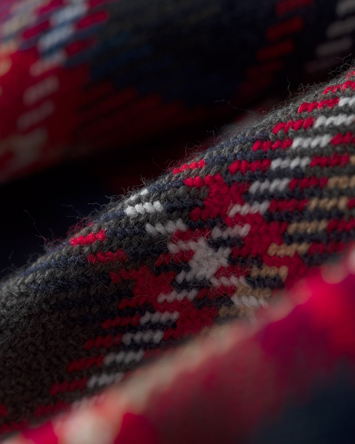 Nuée Sofa Throw - Navy Blue