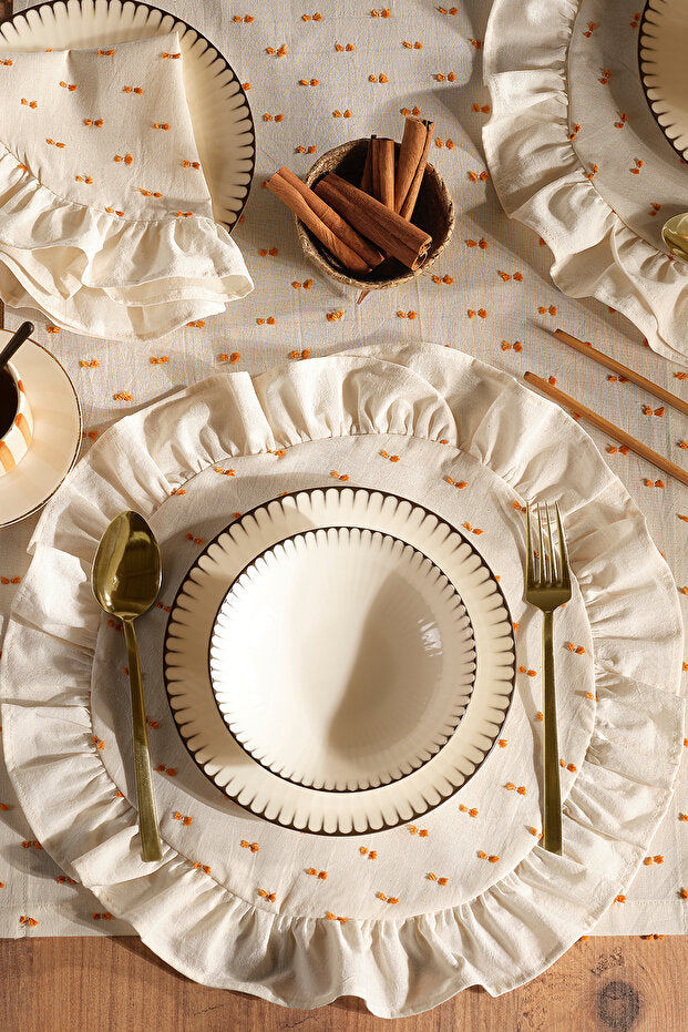 Aurelia Ruffled 7 Piece Placemat Set