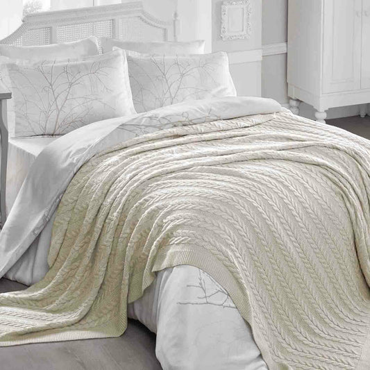 Knitted Blanket 220x240 cm - Premium Quality