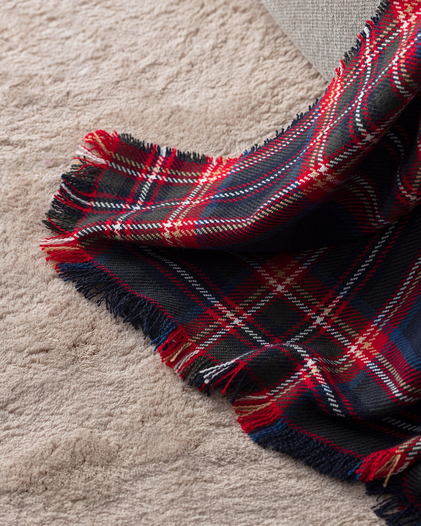 Nuée Sofa Throw - Navy Blue