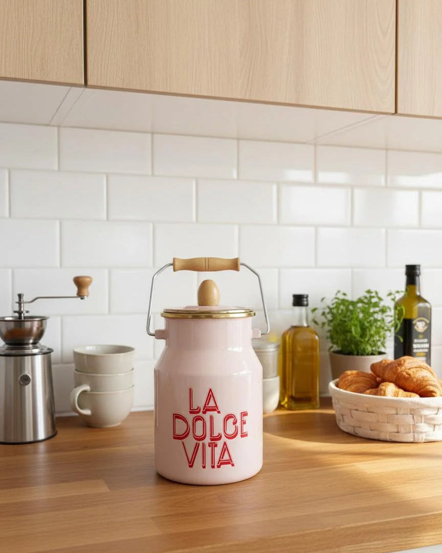 Dolce Vita Enamel Jug 2000 ml