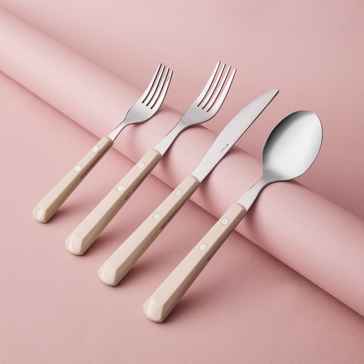 Emsan Rivet 24-Piece 6-Person Cutlery Set - Cream