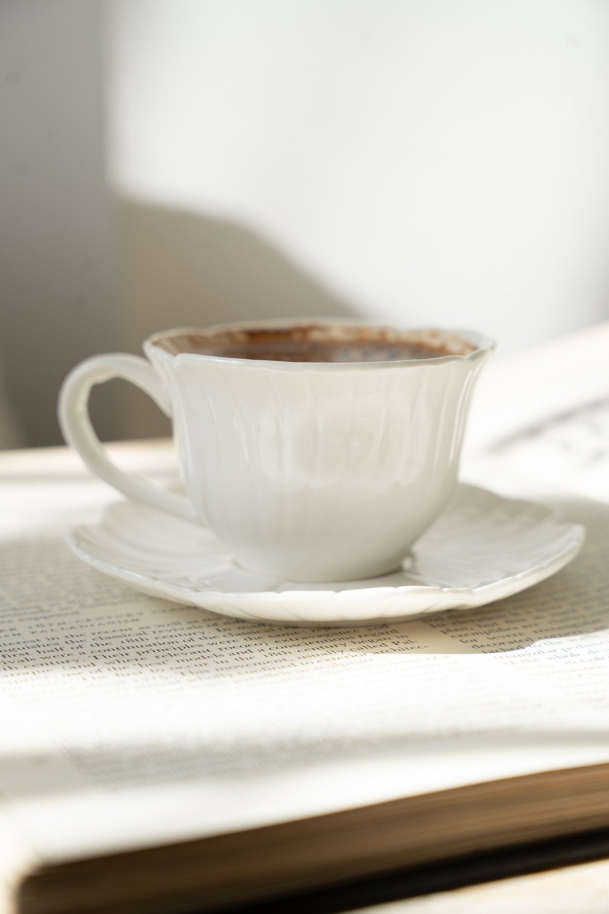 Fleur Porcelain Coffee Cup Set – 4 Piece 2 Person Set  – White