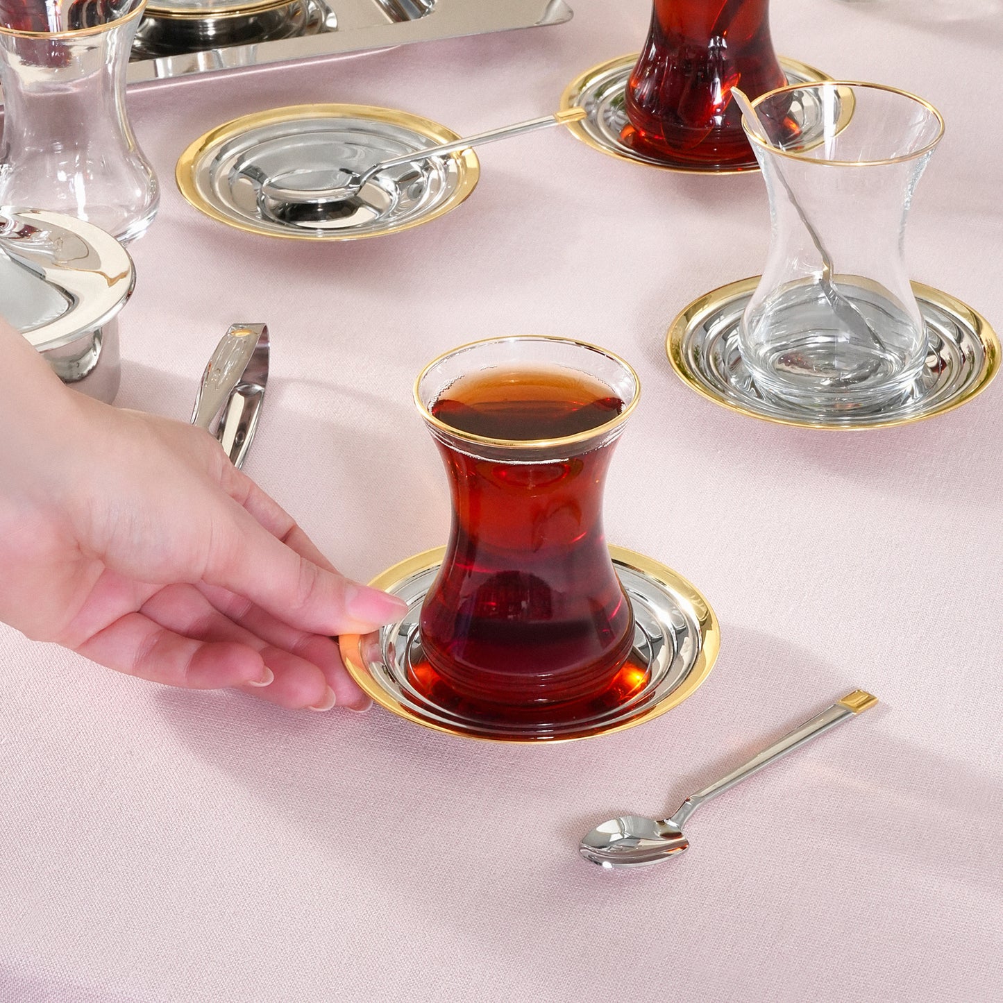 Alba Gold 40 Piece Tea Set