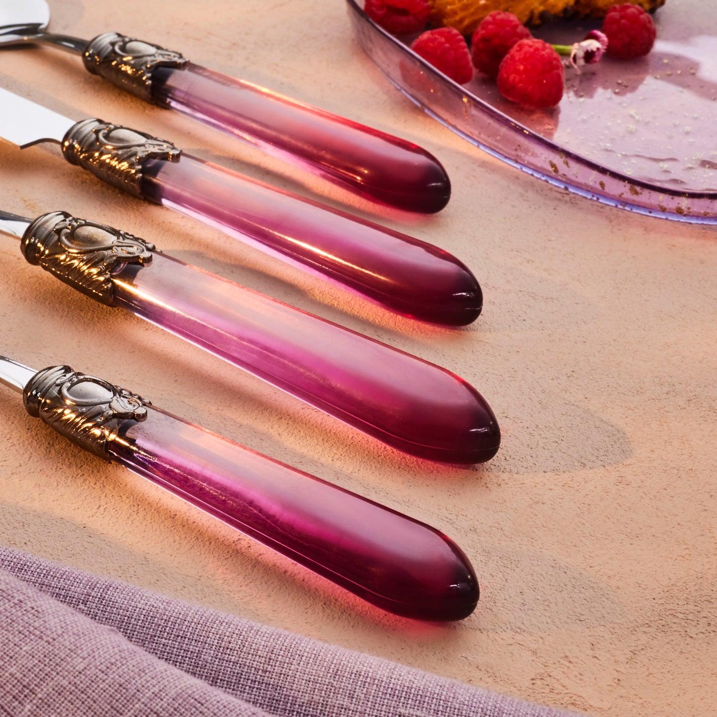 Emsan Celina 24-Piece 6-Person Cutlery Set - Burgundy