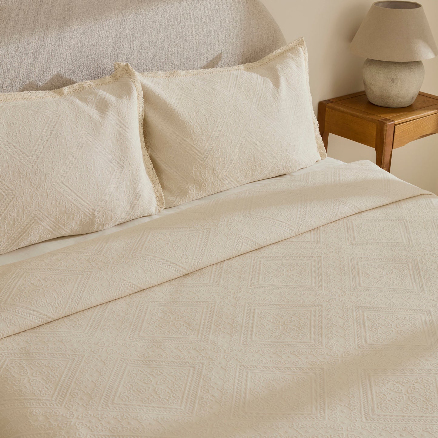 Adelia Fistolu Double Bedspread Set Natural